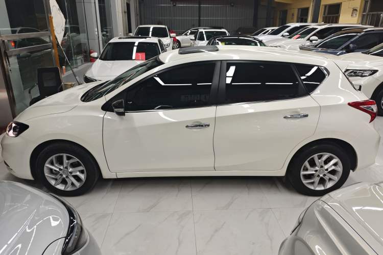 Used Nissan Tiida 2023 1.6L CVT Smart Drive Version
