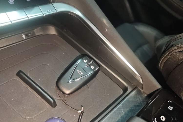 Used Changan UNI-T 2022 1.5T Prestige Version