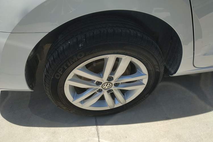 Used Volkswagen Jetta 2019 Dream Edition 1.4L Manual Fashion Version
