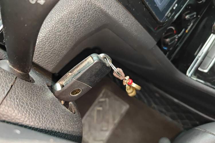 Used Volkswagen Bora 2016 1.6L Automatic Comfort Model
