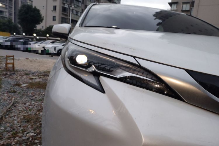 Used Toyota SIENNA 2021 2.5L Hybrid Ultimate Edition