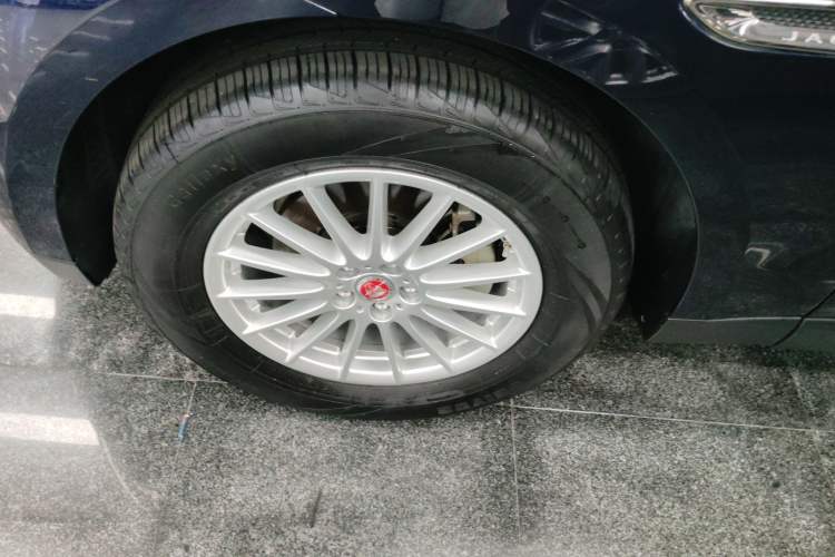 Used Jaguar F-PACE 2019 2.0T Four-Wheel Drive Urban Luxury Edition