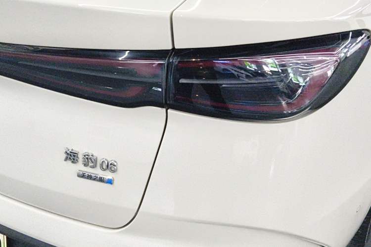 Used BYD Seal 06 New Energy 2025 DM-i Intelligent Drive 120KM Flagship Model
