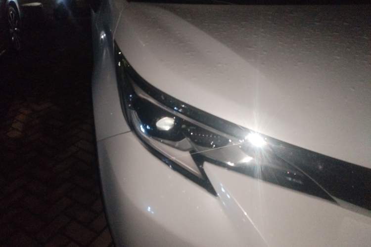 Used Toyota SIENNA 2023 2.5L Hybrid Comfort Edition
