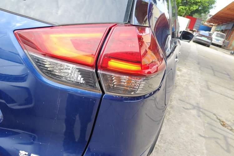 Used Nissan X-Trail 2017 2.0L CVT 7-Seater Comfort Edition 2WD
