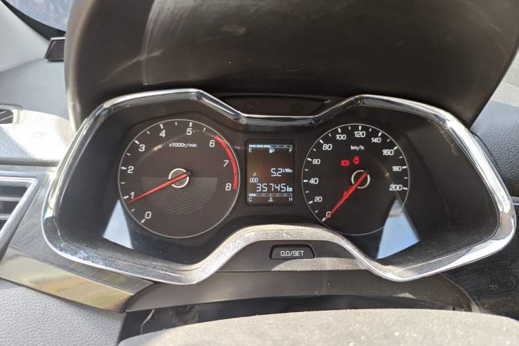 Used Baojun 310 2016 1.2L Manual Luxury Model
