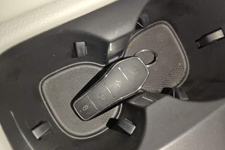 Used BYD Song Pro New Energy 2022 DM-i 110km Flagship Pro Model Vehicle Key