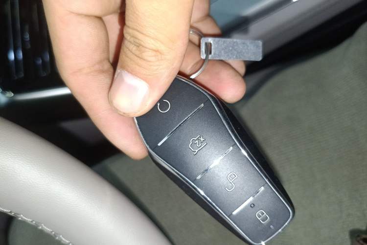 Used BYD Tang New Energy 2025 Intelligent Driving Version DM-i 115KM Flagship Edition
