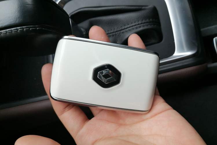 Used Renault Clio 2019 TCe270 Automatic Prestige Model
