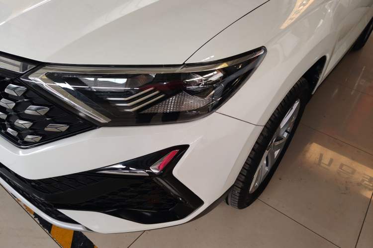 Used Jetta VS5 2023 280TSI Automatic Trend Edition
