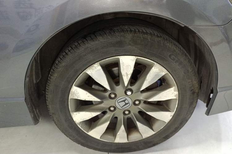 Used Honda Civic 2009 1.8L automatic luxury edition
