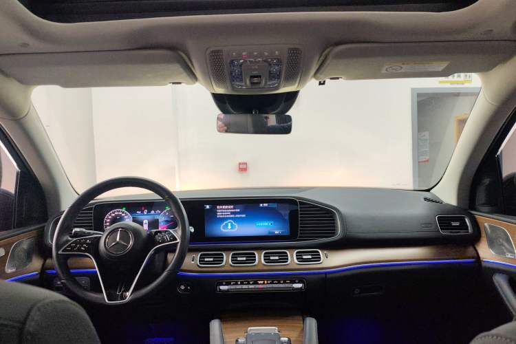 Used Mercedes-Benz GLE 2024 GLE 450 4MATIC Stylish Model Headliner