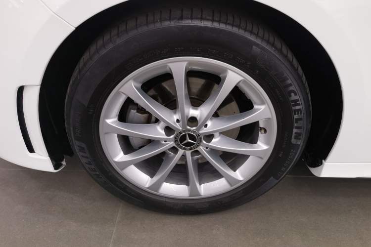 Used Mercedes-Benz A-Class 2022 Restyled A 200 L Sport Sedan Fashion Version