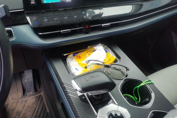 Used Changan UNI-K iDD 2022 Blue Whale iDD 130km 1.5T Prestige Model
