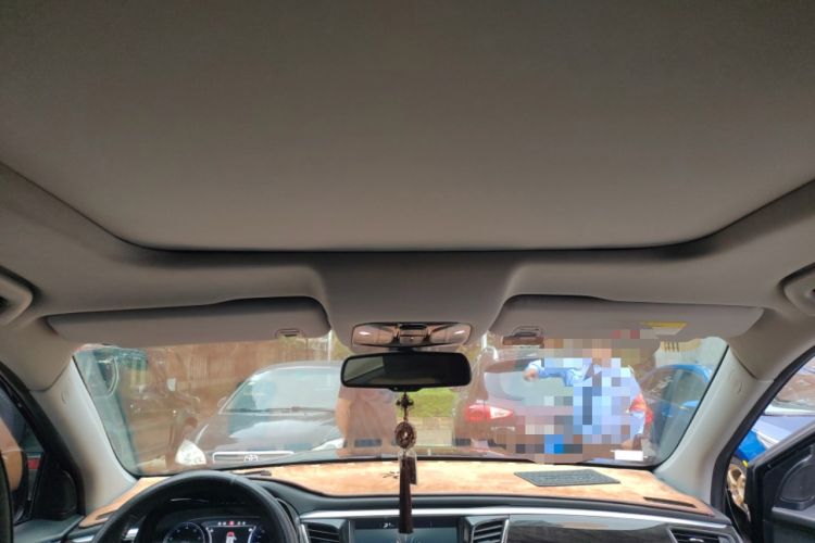 Used GAC Trumpchi GS8 2017 320T Two-Wheel Drive Luxury Smart Connectivity Version (7 Seats) Headliner