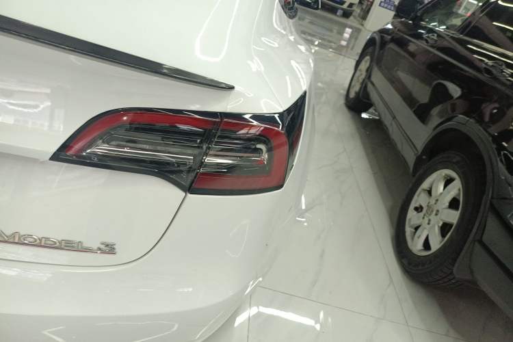 Used Tesla Model 3 2022 Performance High-Performance All-Wheel-Drive Version
