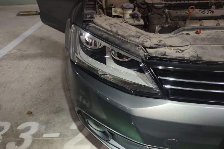 Used Volkswagen Sagitar 2012 1.6L Automatic Comfort Edition
