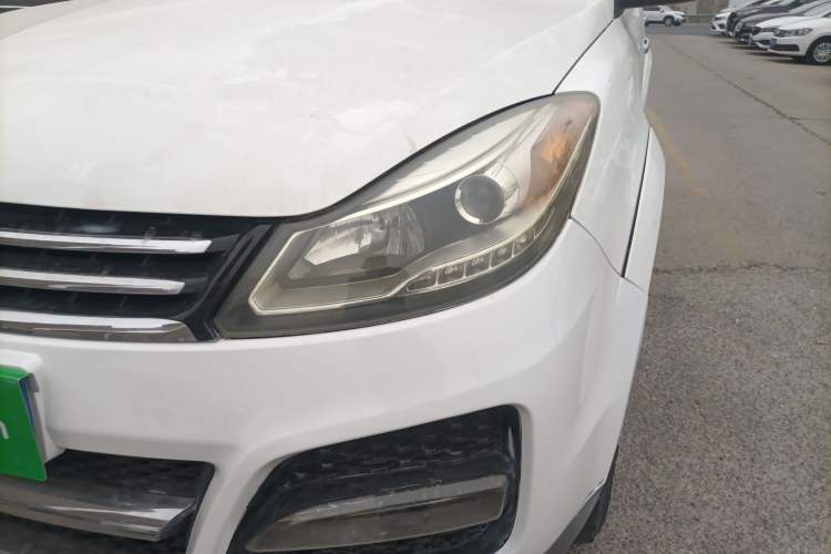 Used JMC Yusheng S350 2013 2.4T Automatic 2WD Diesel Luxury Edition 5 Seats
