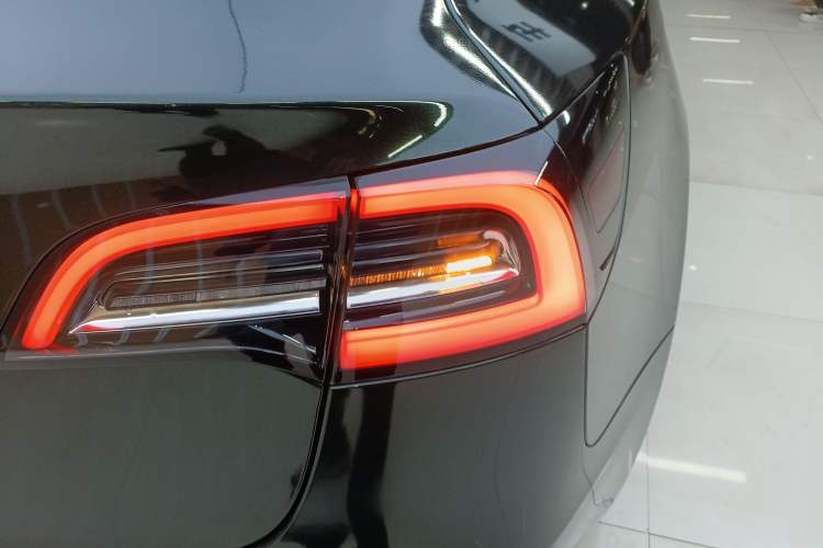 Used Tesla Model 3 2019 Standard Range Rear-Drive Upgraded Version