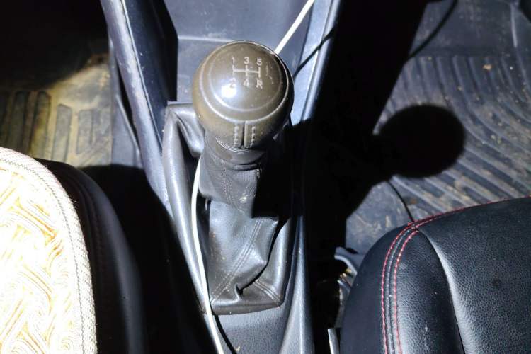 Used Toyota Vios 2014 1.3L Manual Xiang Edition Gear Lever