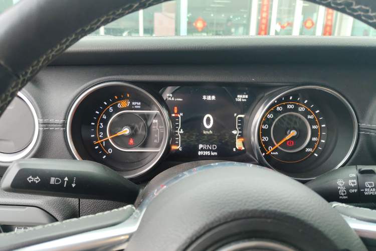 Used Jeep Wrangler 2019 2.0T Sahara Four-Door Version China VI Emission Standard