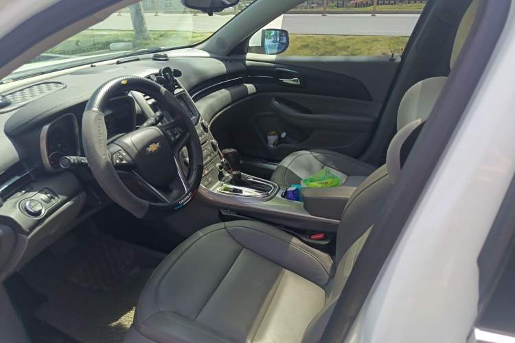 Used Chevrolet Malibu 2014 2.0L Automatic Luxury Edition