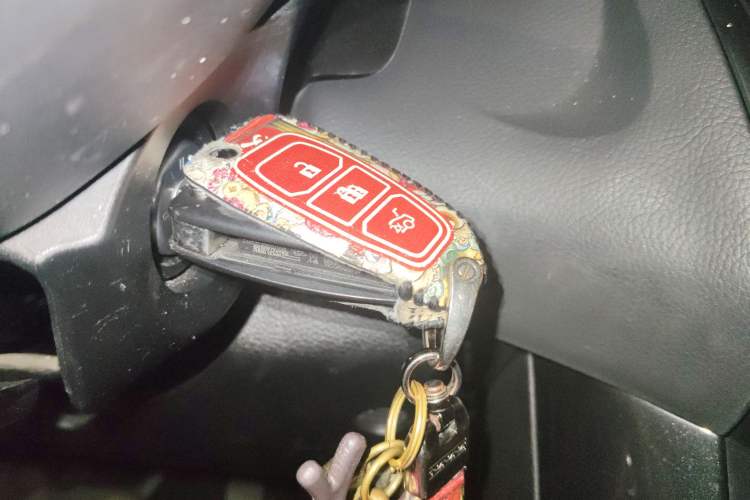 Used Ford Focus 2017 Hatchback 1.6L Automatic Fashion Edition Smart Drive Version
