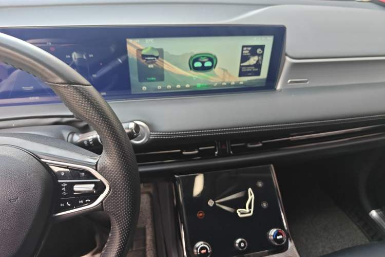 Used NETA U 2022 Pro 400 Comfort Edition
