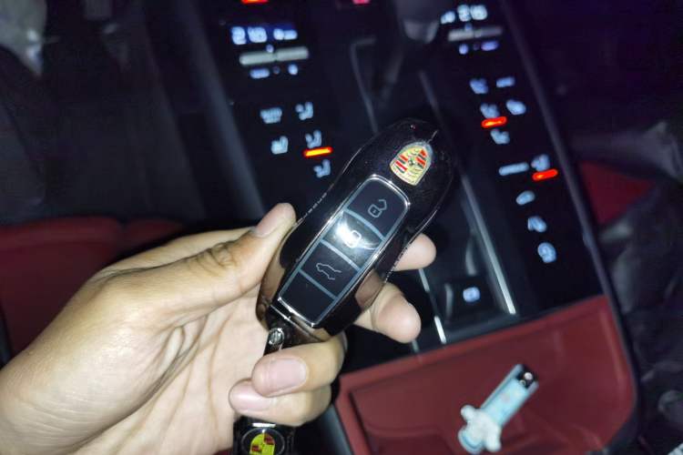 Used Porsche Macan 2023 Macan 2.0T