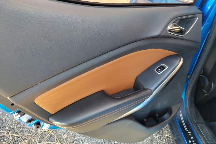 Used BYD Yuan 2016 1.5L Manual Luxury Version
