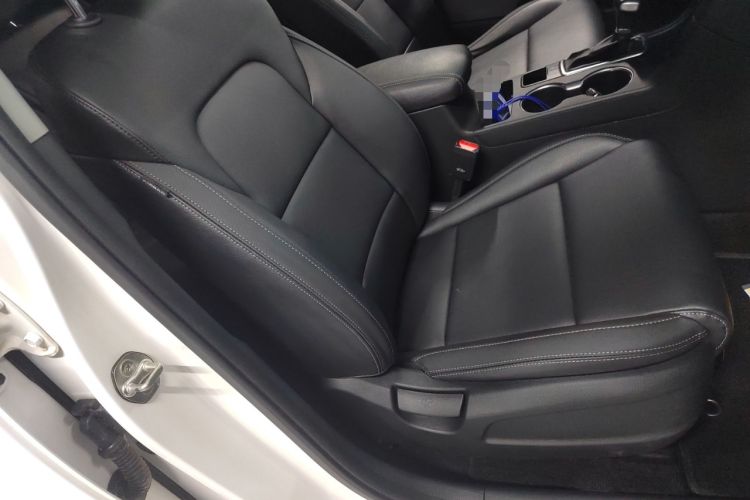 Used Kia KX5 2016 2.0L Automatic 2WD GLS Right Front Seat