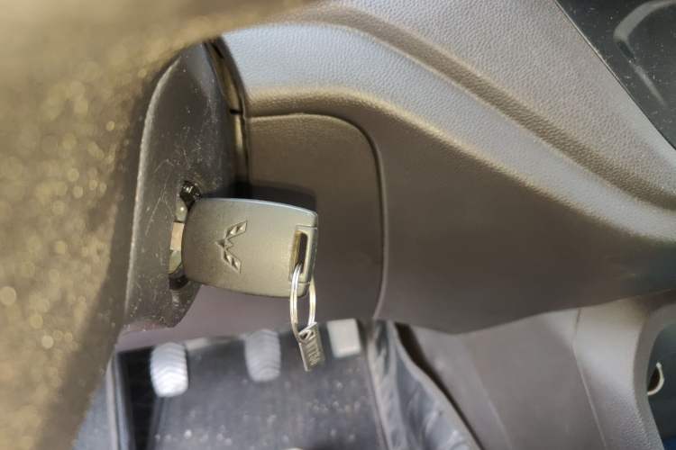 Used Wuling Hongguang V 2021 1.5L Jingqu Version LAR