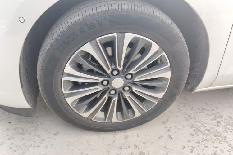 Used Buick GL8 2022 ES Land Cruiser 653T Luxury Model
