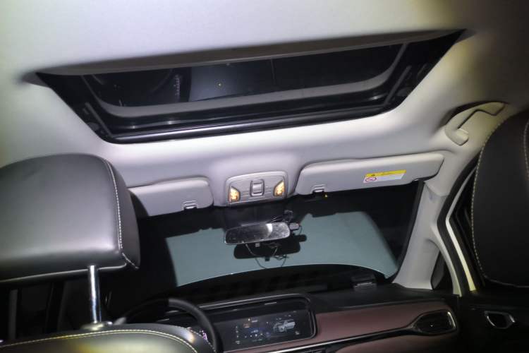 Used GAC Trumpchi M6 2023 PRO 270T DCT Luxury Edition Headliner