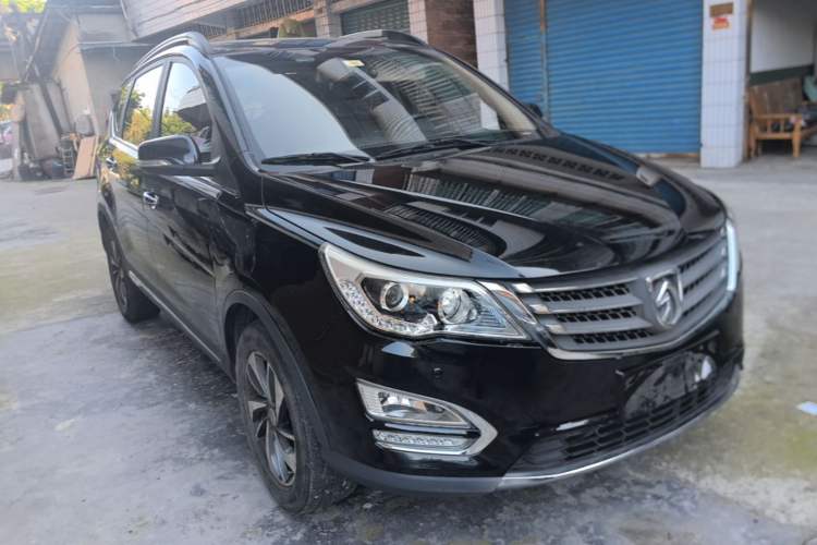 Used Baojun 560 2016 1.8L Manual Luxury Edition
