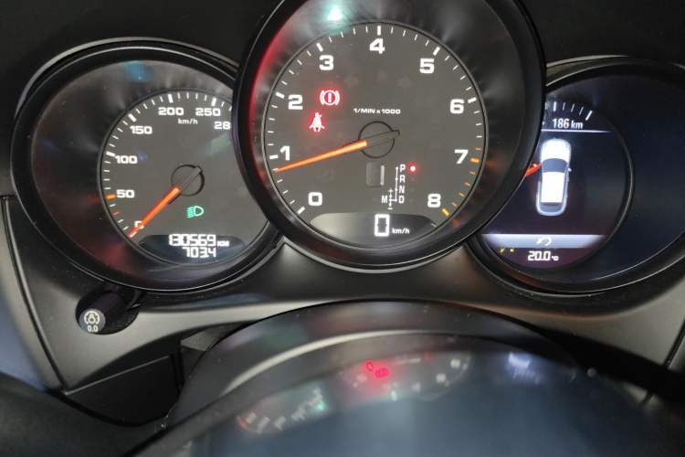 Used Porsche Macan 2016 Macan 2.0T Odometer Close Up