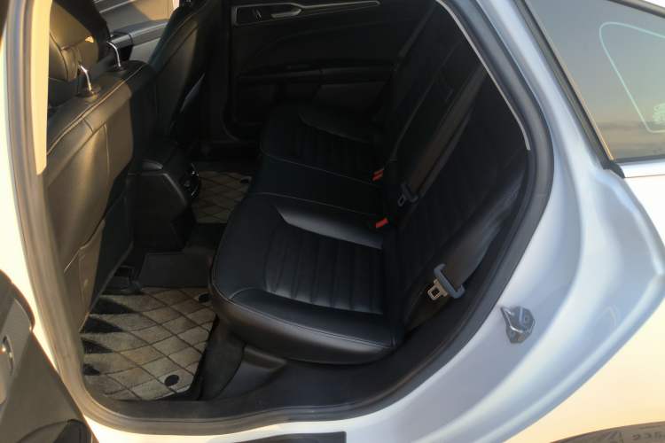 Used Ford Mondeo 2018 EcoBoost 200 Smart Control Fashion Model China V Standard
