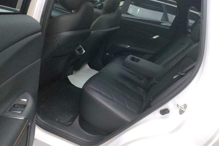 Used CHANGAN CS75 PLUS 2025 4th Generation 1.5T New Blue Whale Smart Flagship Version Left Rear Seat