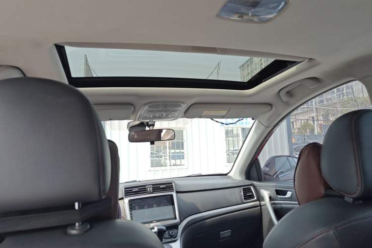 Used Haval H6 2015 Sport Edition 1.5T Automatic Two-Wheel Drive Luxury Model