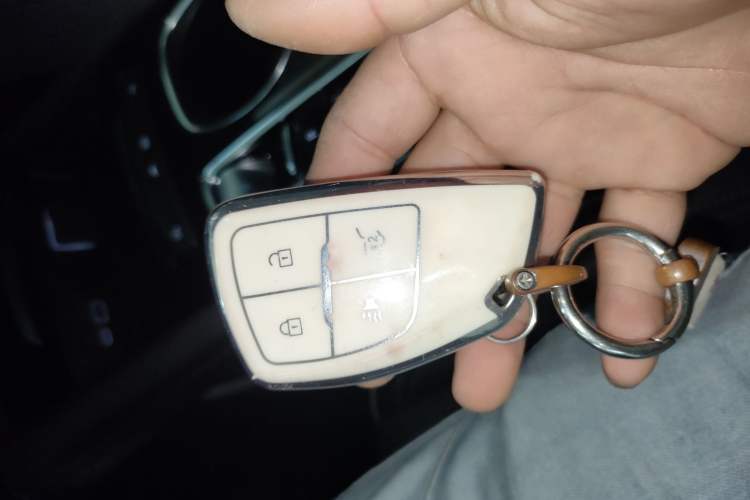 Used Buick Envision 2023 Encore Plus 652T Five-Seat Luxury Model Vehicle Key