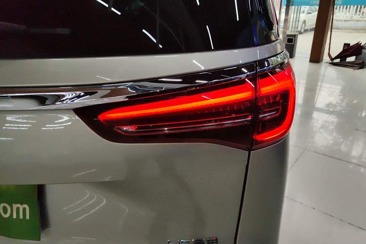 Used Buick GL8 2022 ES Landtrek 653T Flagship Model