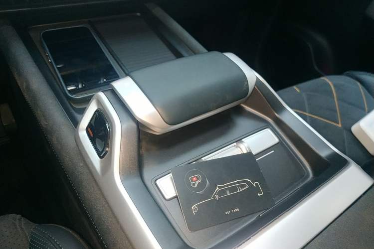 Used Deepal G318 2025 Worry-Free Adventure Edition Four-Wheel Drive Secret Realm Version