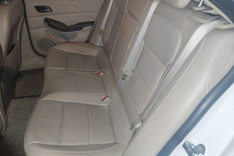 Used Chevrolet Malibu 2013 2.0L Automatic Luxury Edition