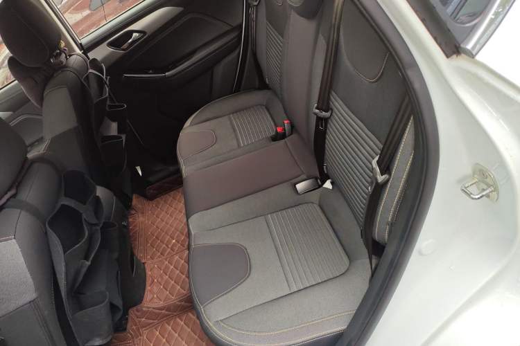 Used BAIC Beijing X3 2019 1.5T Manual Glory Edition
