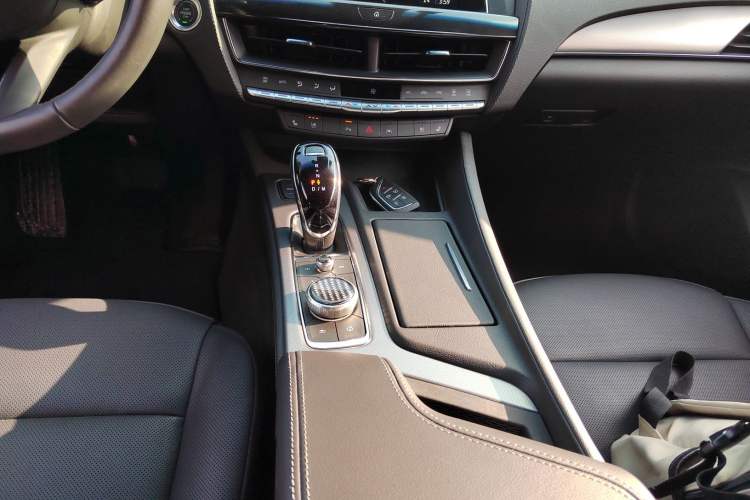 Used Cadillac CT5 2023 28T Luxury Edition (Standard Version)
