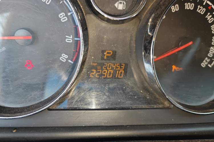 Used Opel Antara 2011 2.4 Comfort Four-Wheel Drive Edition
