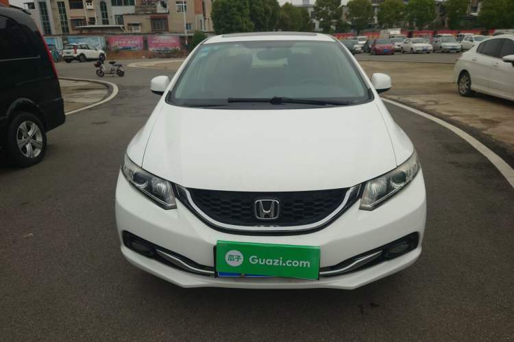 Used Honda Civic 2014 1.8L automatic comfort version Front