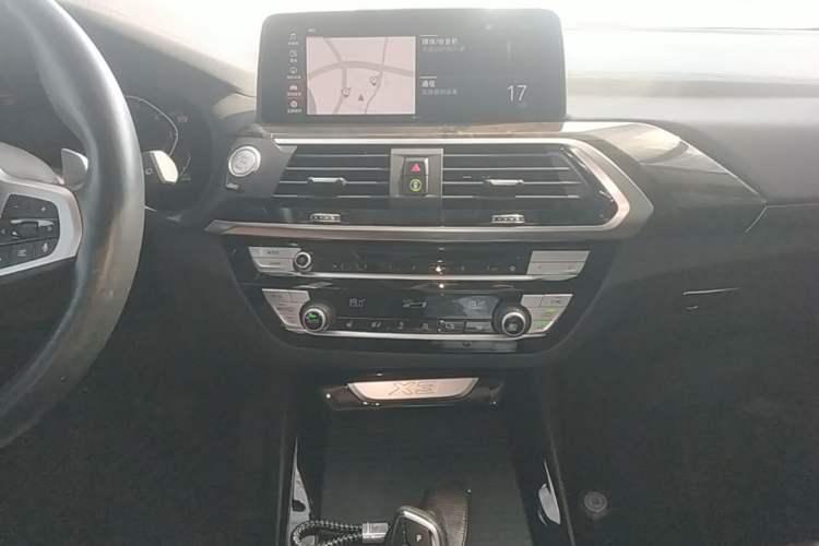Used BMW X3 2021 xDrive30i Luxury Model with M Sport Package

