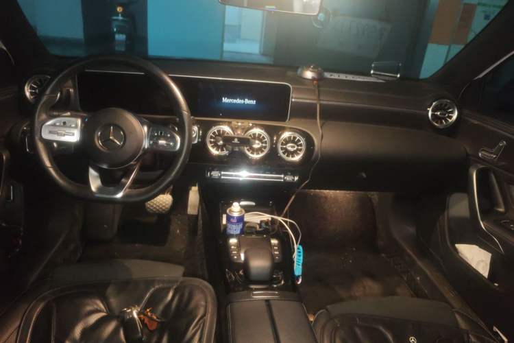 Used Mercedes-Benz A-Class 2020 Restyled A 200 L Sport Sedan Fashion Version
