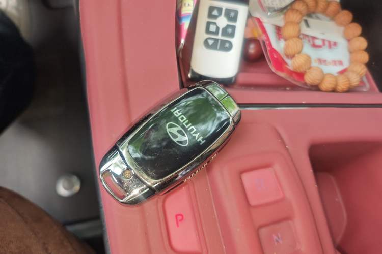 Used Hyundai Custo 2024 270TGDi LUX Prestige Edition Vehicle Key